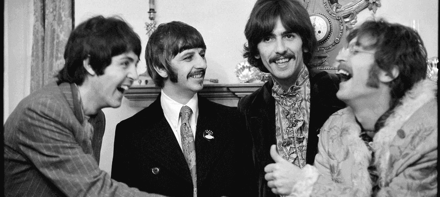 Beatles a casa di Brian Epstein, Linda McCartney, 1967  © MPL Communication. Riprodotta con il permesso di Paul McCartney